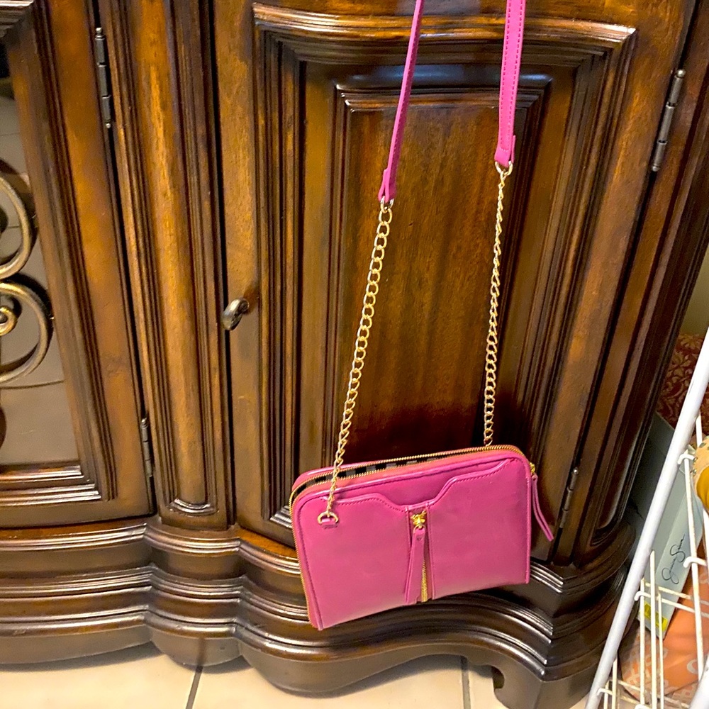 Crossbody purse